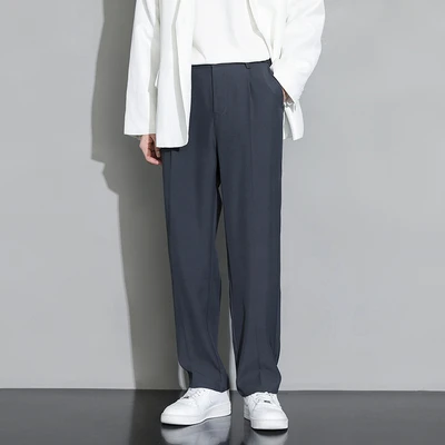 Dark gray [spring and autumn]