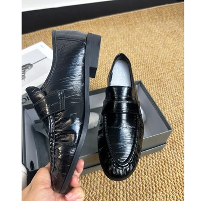 Black (2.5cm) crocodile pattern