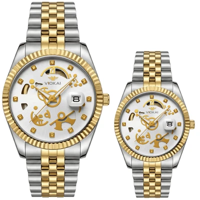Two-tone case with white dial