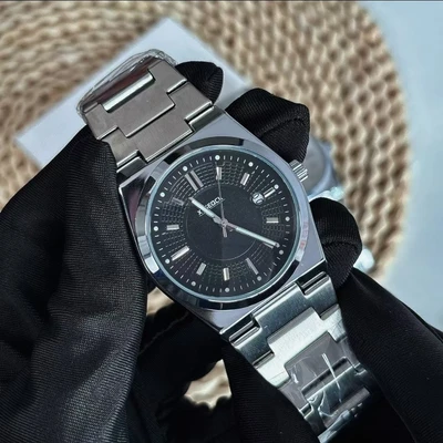 Silver shell black surface