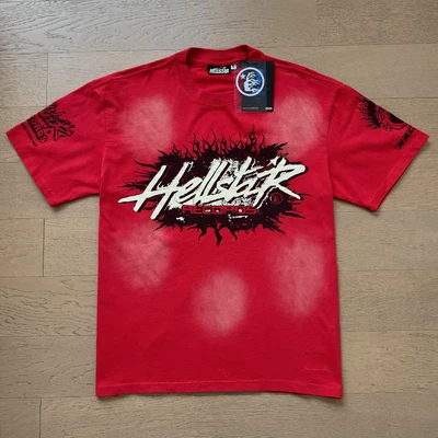 696 red
