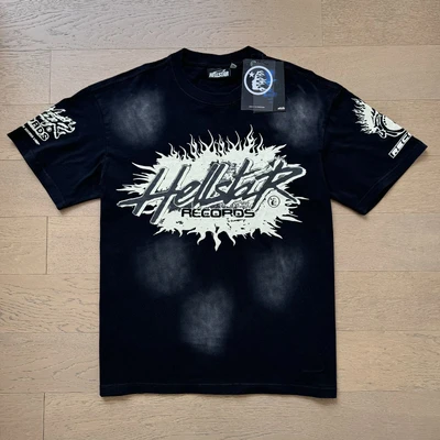 696 black