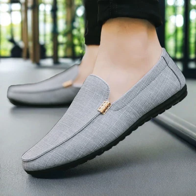 D663 gray