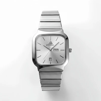 Silver-white dial
