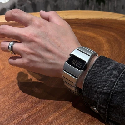 Special shaped electronic silver