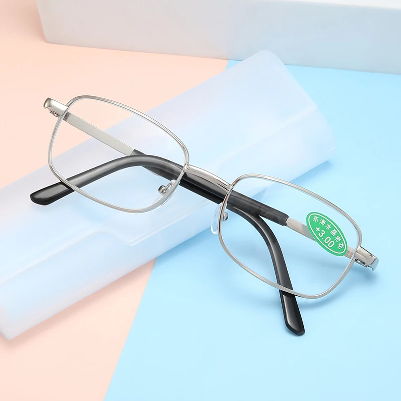 26 New Models of Donghai Crystal Ultra-Clear Reading Glasses for Middle-Aged and Elderly Men and Women, Fashionable and Youthful-Looking Metal Presbyopic Glasses Wholesale