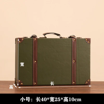 C dark green trumpet