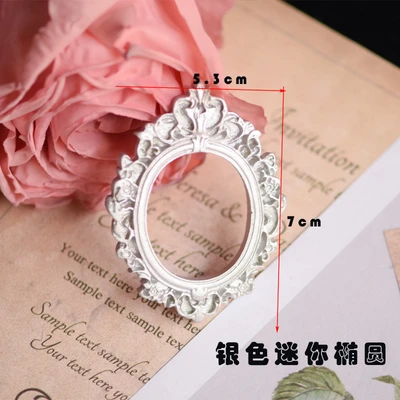 Silver mini oval frame