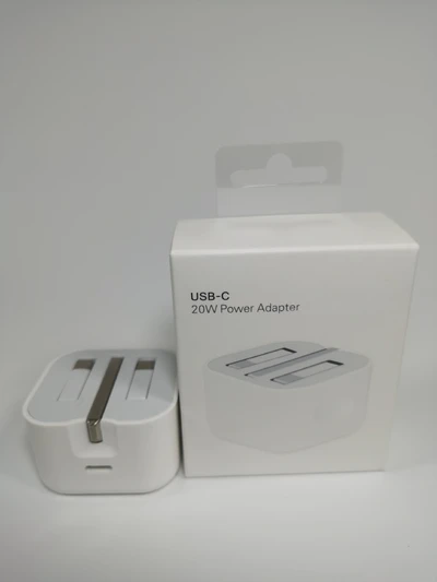PD20W UK Standard Folding Charger Head (Head Only) + Packaging Box