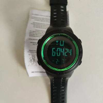 Black with green circle