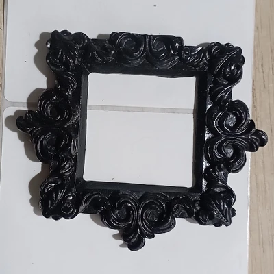 Model b black mini photo frame