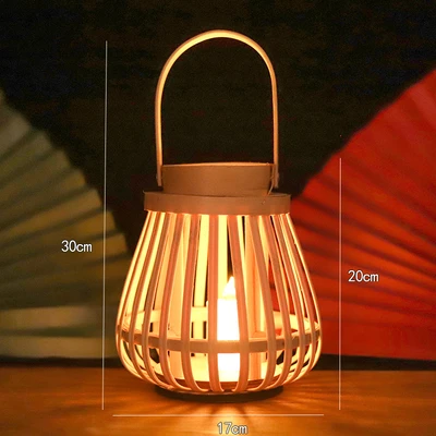 Antique style portable lantern