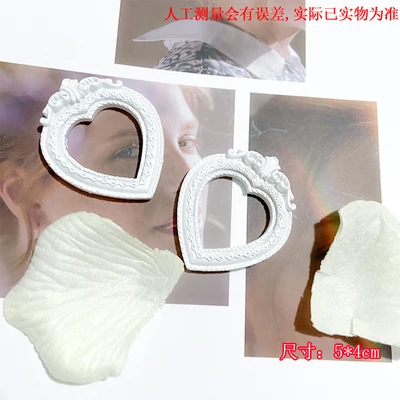 White small love heart