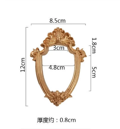 E style gold photo frame