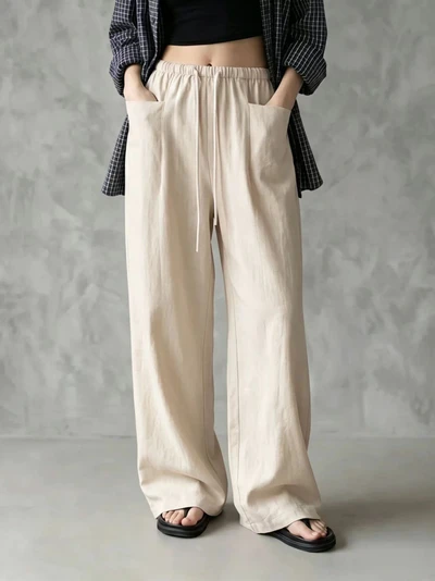 Apricot color