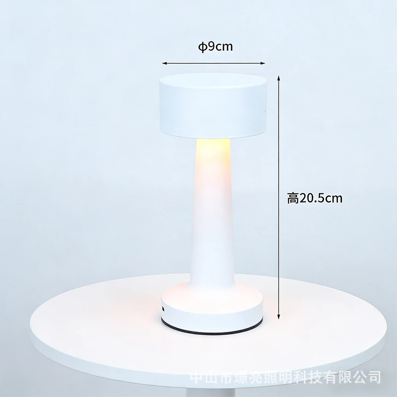 Nordic led metal retro decorative desk lamp European INS bedroom simple retro desk lamp atmosphere lamp wholesale
