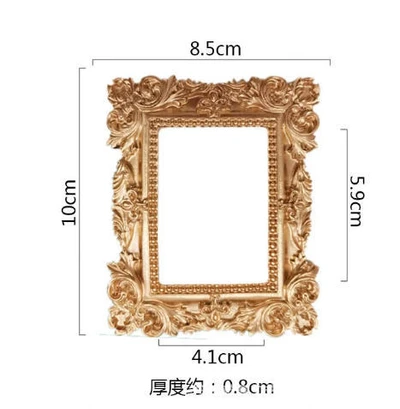 G style gold photo frame