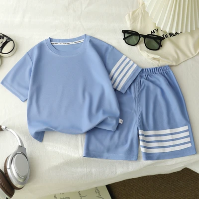 Four stripes sky blue
