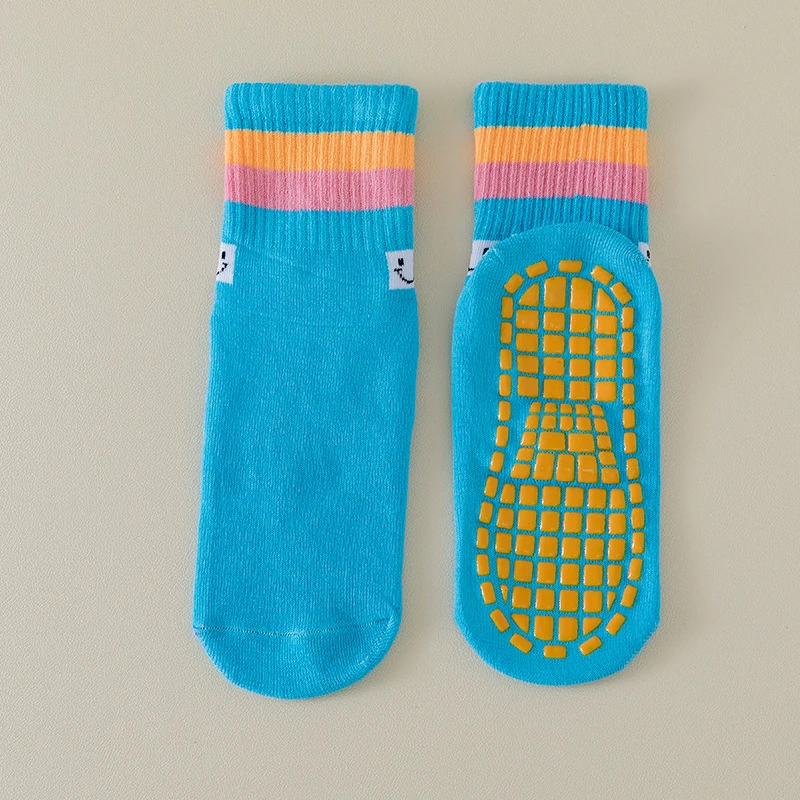 Factory Wholesale Non-Slip Socks Kidsren's Playground Trampoline Socks Baby Early Education Floor Socks Adult Mid-Tube Yoga Socks