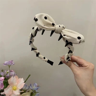 A2- # Polka dot wide headband white