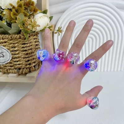 5 pc Light Finger Ring Set (Random Design)