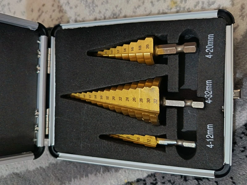 Step Drill Bit Set 4–12, 20, 32 mm with Aluminium Box