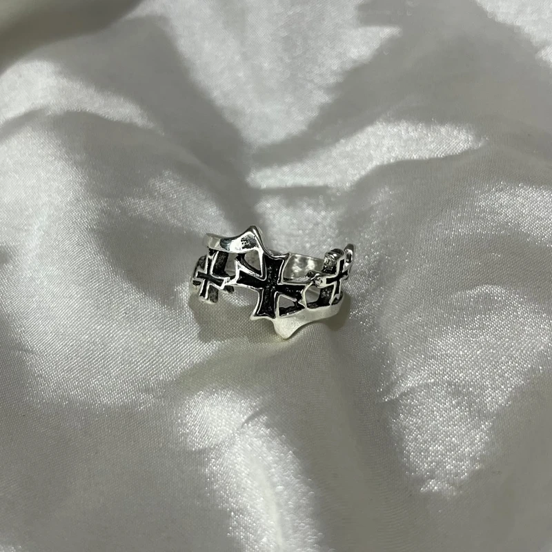 PLUS+ring
